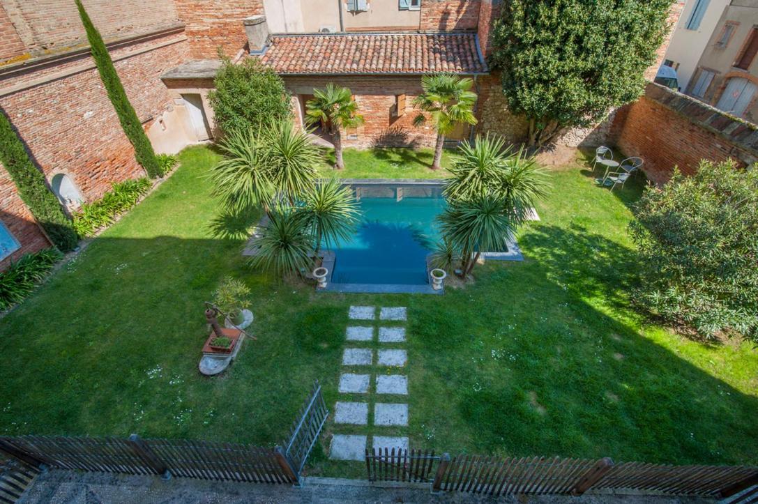 Maison d'Hôtes La Lumière de Migou Beaumont-de-Lomagne Esterno foto